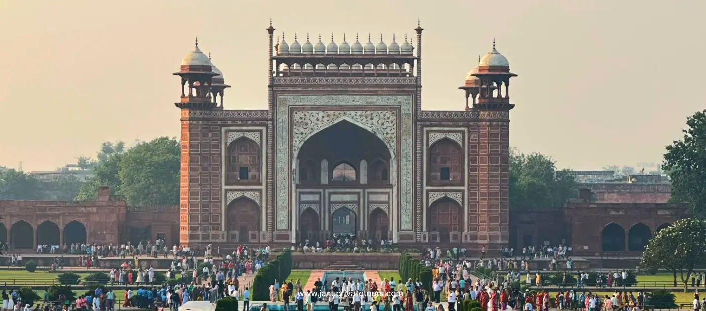 Agra Sightseeing Tour: Beyond the Taj Mahal, Explore the City of Mughal Grandeur