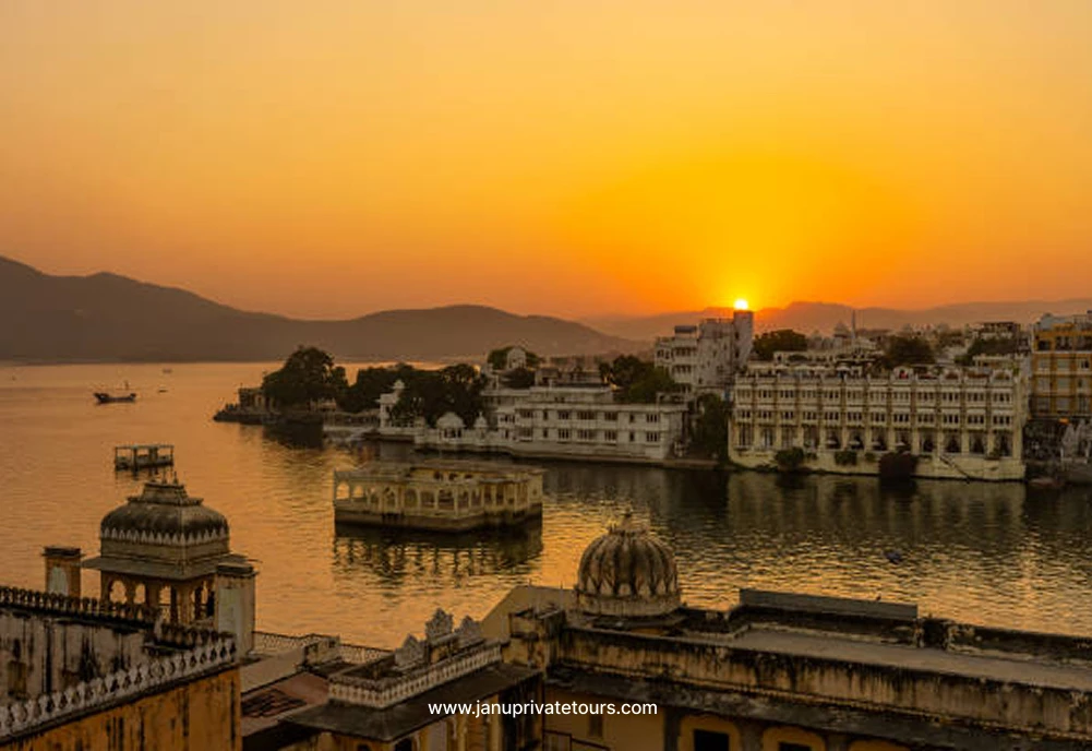 Discover Rajasthan's Most Romantic City: Top 16 Amazing Things to Do in Udaipur