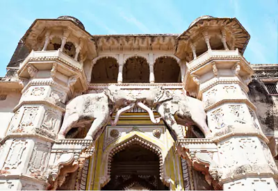 Udaipur to Jaipur Heritage and Wildlife Tour