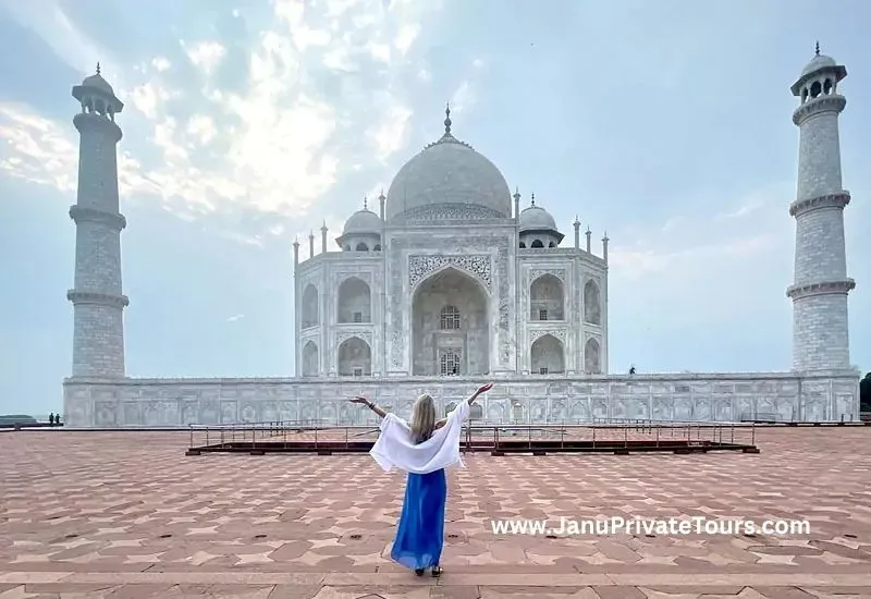 Taj Mahal Symbol of Love