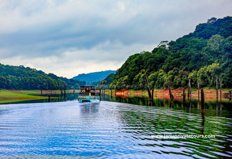 Luxury Kerala Holiday Packages