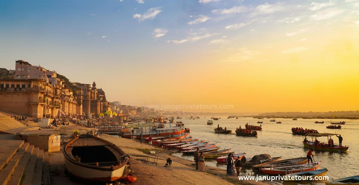 Varanasi Travel Guide: Places to Visit, Rituals & Travel Tips