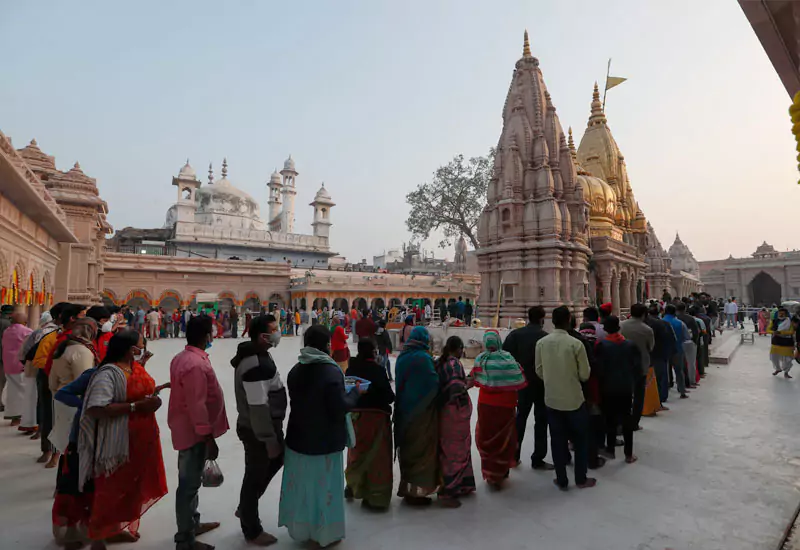 Scenic tour highlight showcasing royal Rajasthani architecture and palace courtyards (Image 495)