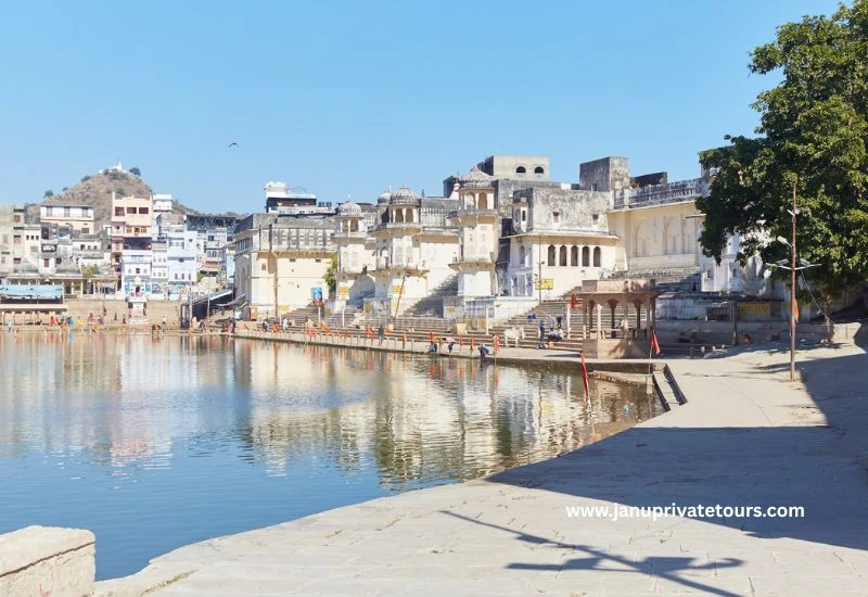 Spiritual things to do in Pushkar including sacred lake bathing ghats and Brahma Temple