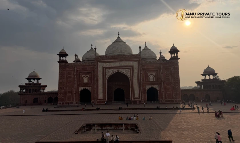 Agra City Tour with Private Guide-4