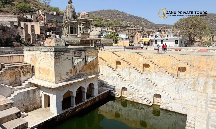 Chand Bori Stepwell Day Trip-4