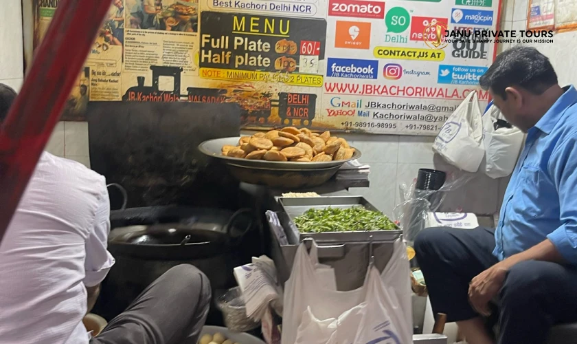 Delhi City Tour with Professional Guide-3