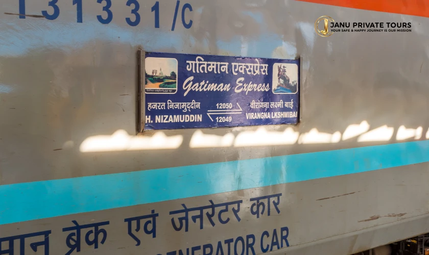 Delhi to Taj Mahal Same-Day Tour by Train-1