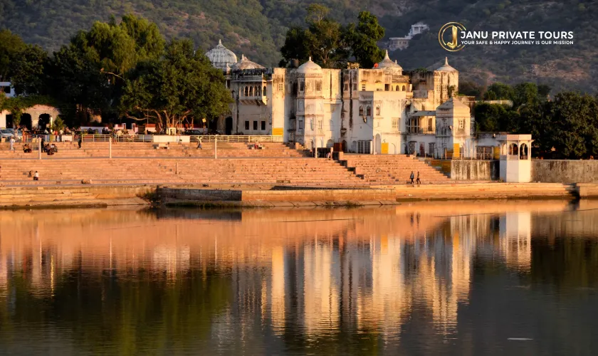 Golden Triangle Tour with Pushkar(6)