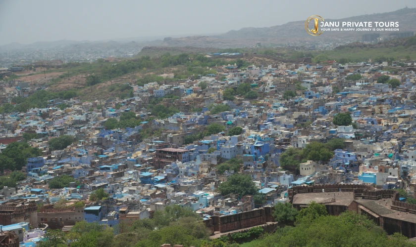 Luxury Golden Triangle Tour with Rajasthan (10)