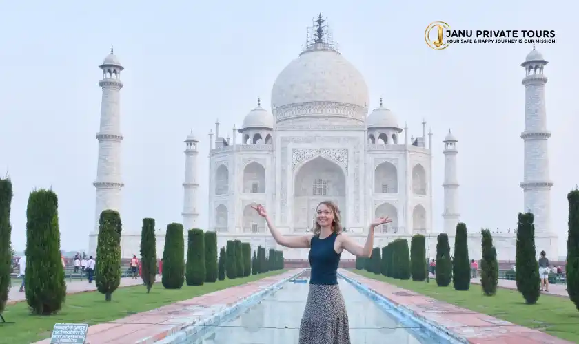Taj Mahel Sunrise tour by delhi-5