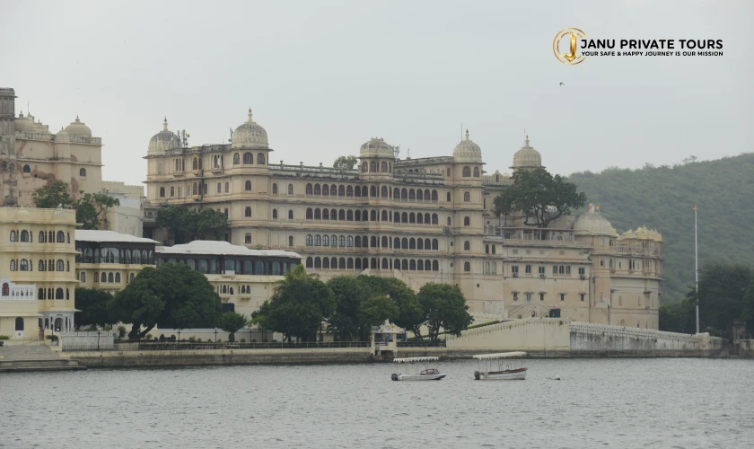 Udaipur Jaipur Pushkar Tour(3)