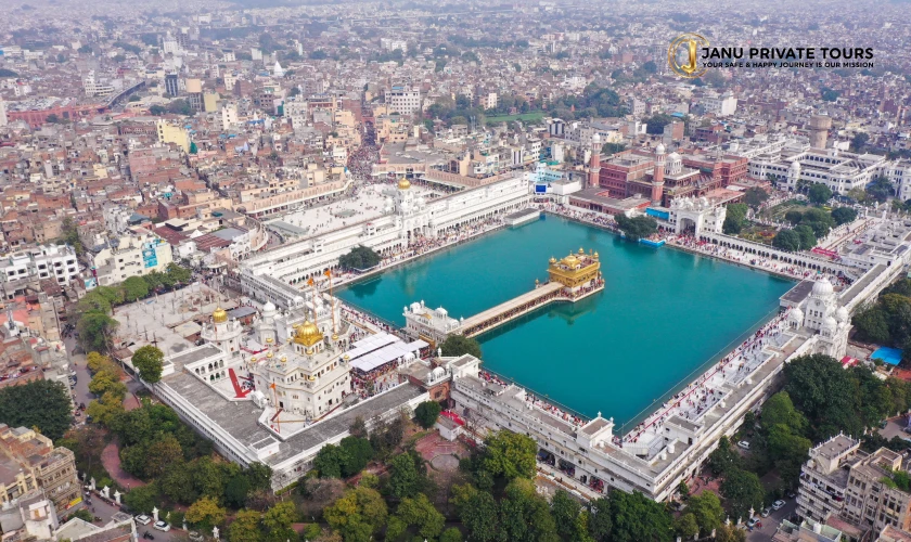 golden-triangle-tour-with-amritsar-3
