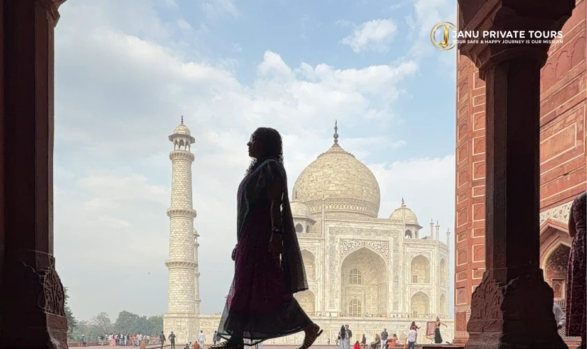 golden-triangle-tour-with-amritsar-and-varanasi-4