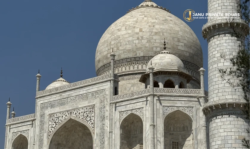 rajasthan-tour-with-taj-mahal-1