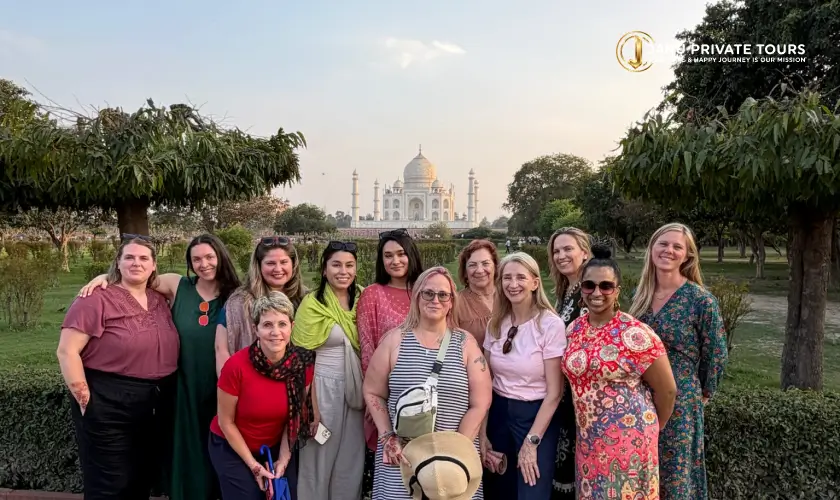 taj Mahal Sunrise Same Day Toir from Jaipur -2