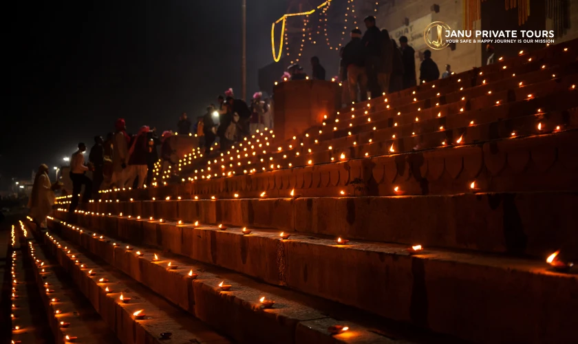 varanasi-ganga-aarti-evening-tour-1