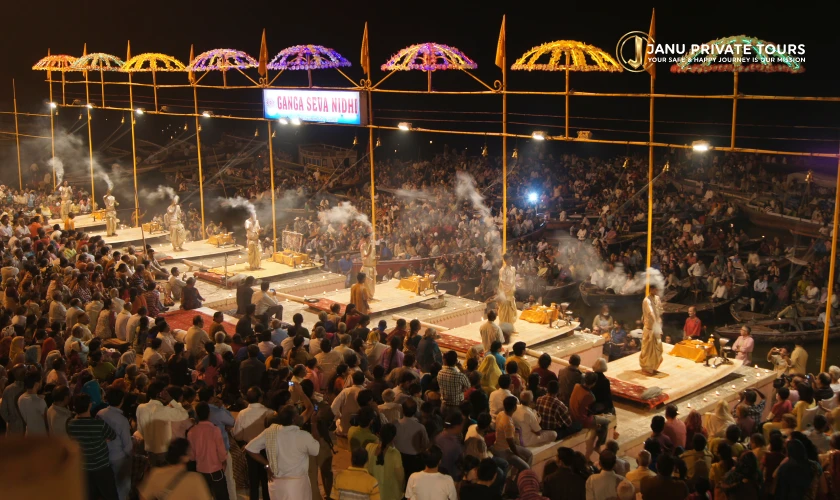 varanasi-ganga-aarti-evening-tour-5